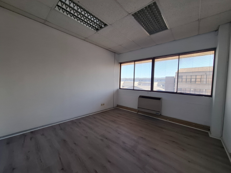 To Let commercial Property for Rent in Maitland Western Cape